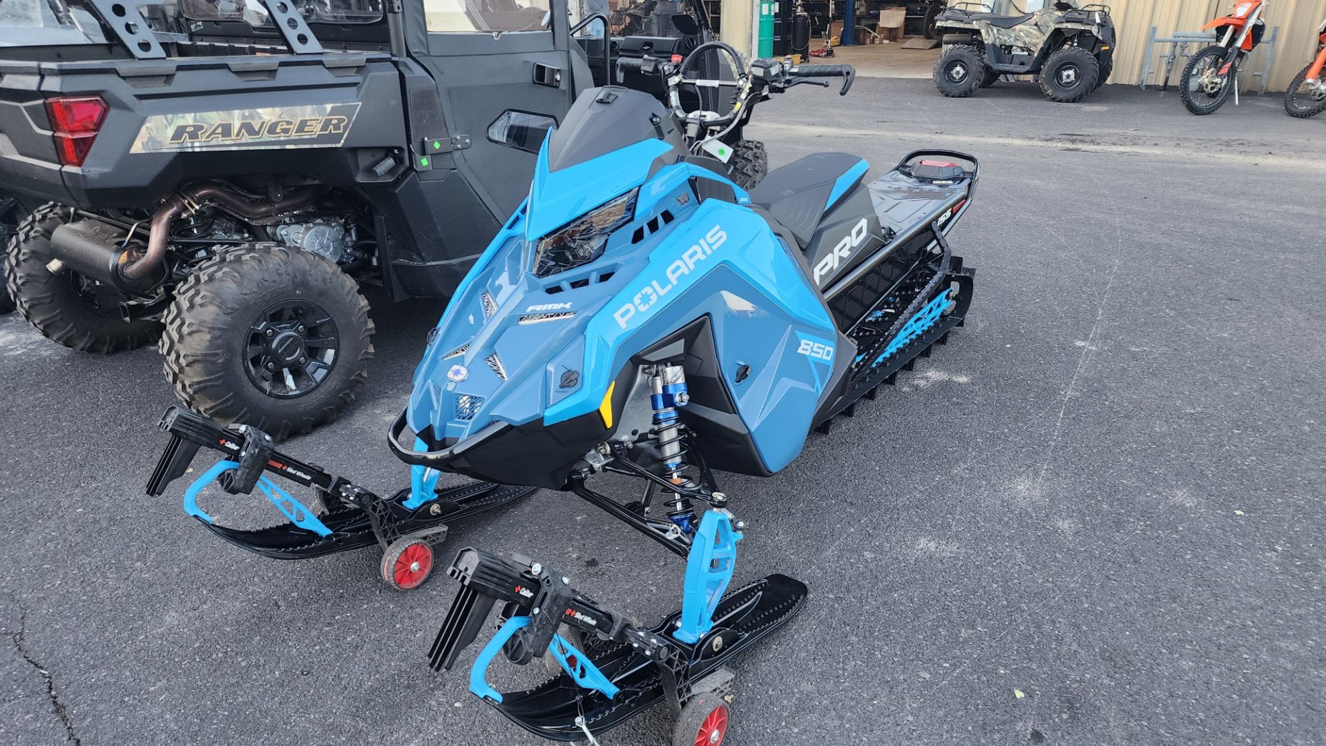 2024 Polaris 850 PRO RMK Slash 155 in Bend, Oregon - Photo 2