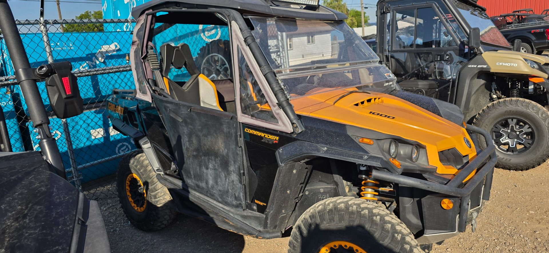 2015 Can-Am Commander™ XT-P™ 1000 in Helena, Montana - Photo 2