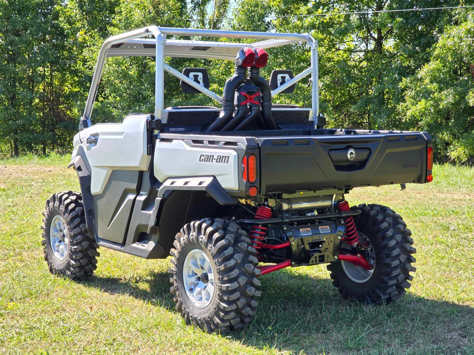 2024 Can-Am Defender X MR With Half-Doors in Cambridge, Ohio - Photo 3