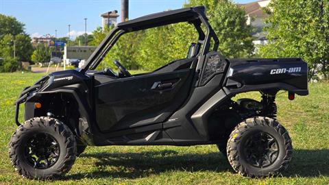 2024 Can-Am Commander XT 700 in Cambridge, Ohio - Photo 3