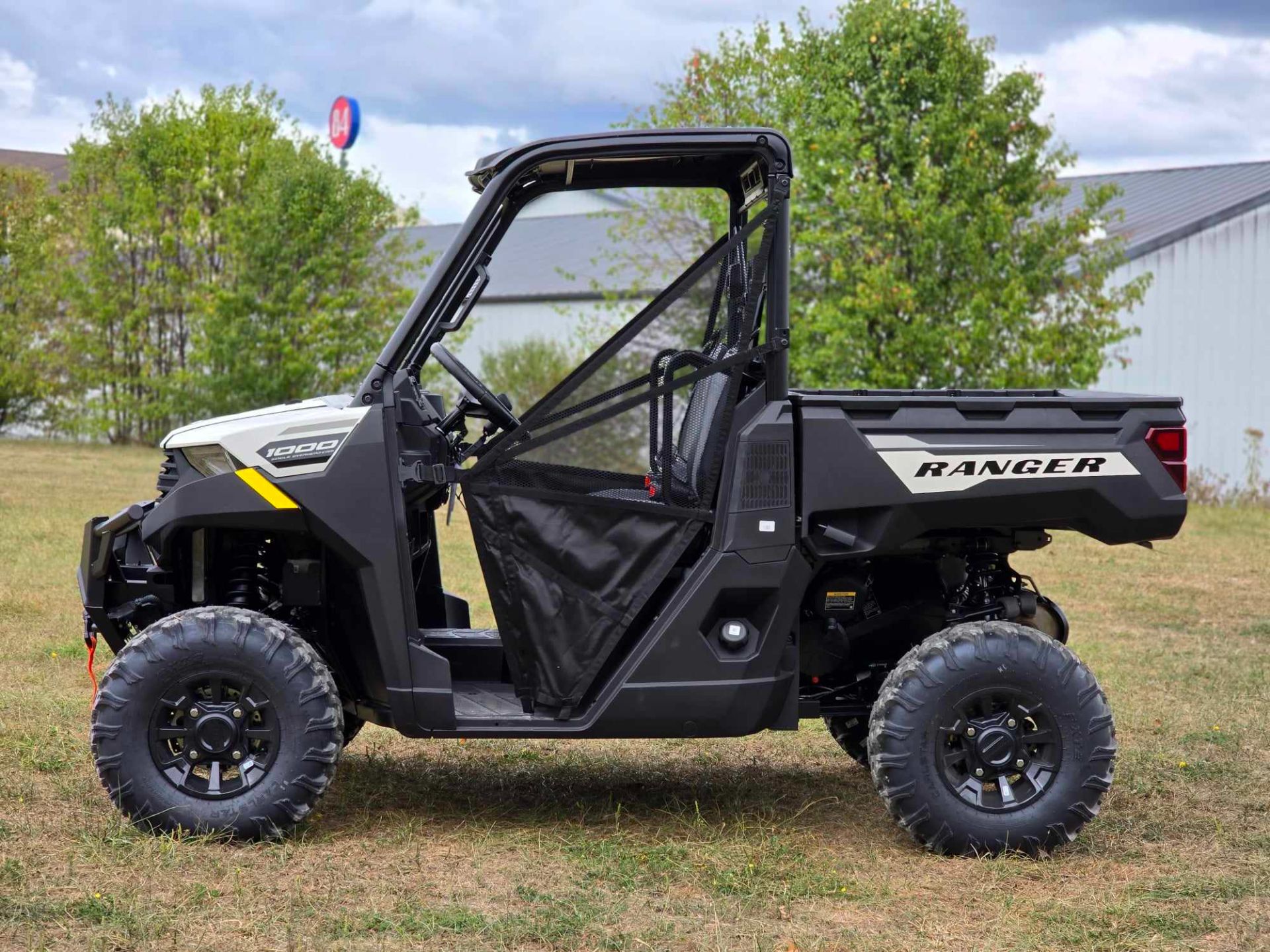 2025 Polaris Ranger 1000 Premium in Cambridge, Ohio - Photo 2