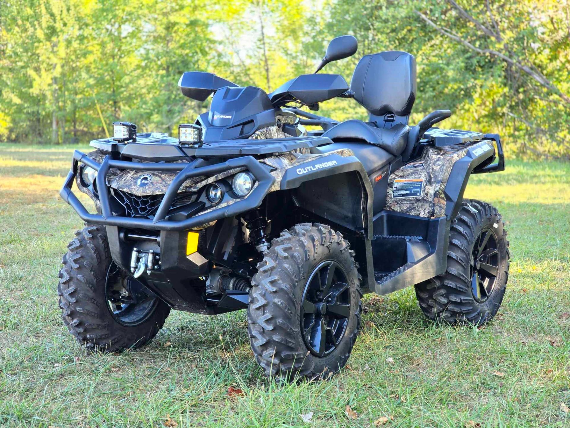 2022 Can-Am Outlander MAX XT 850 in Cambridge, Ohio - Photo 1