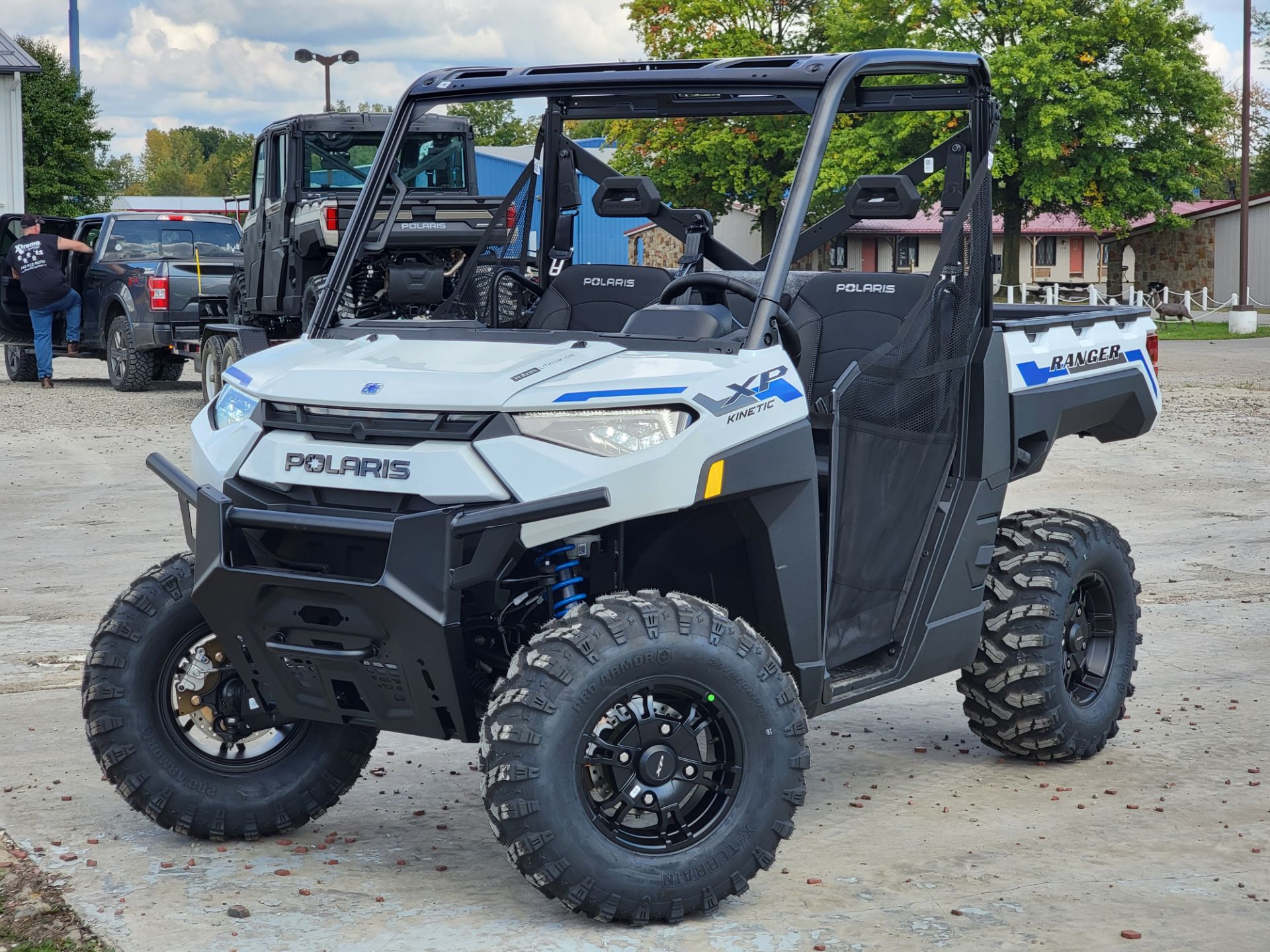 2024 Polaris Ranger XP Kinetic Premium in Cambridge, Ohio - Photo 1