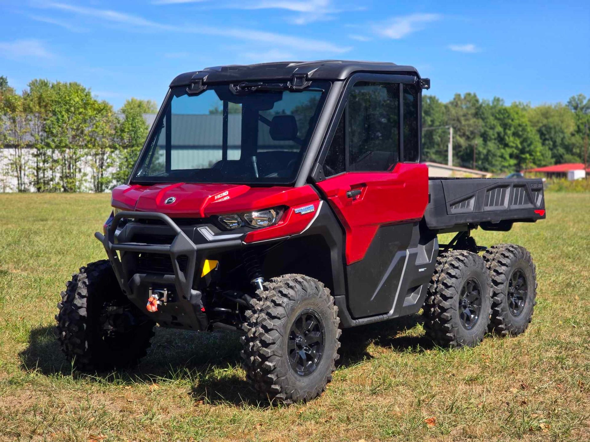 2025 Can-Am Defender 6x6 Limited in Cambridge, Ohio - Photo 1