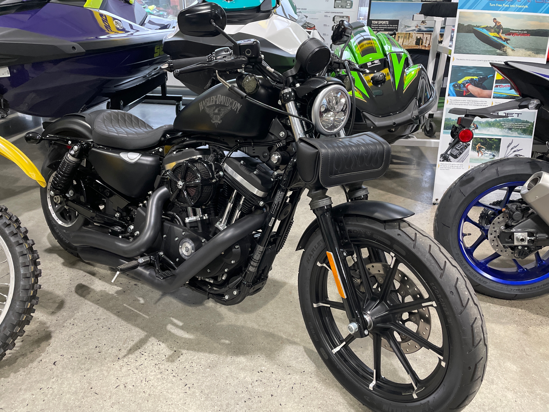 2017 Harley-Davidson Sportster 883 iron in Danbury, Connecticut - Photo 1