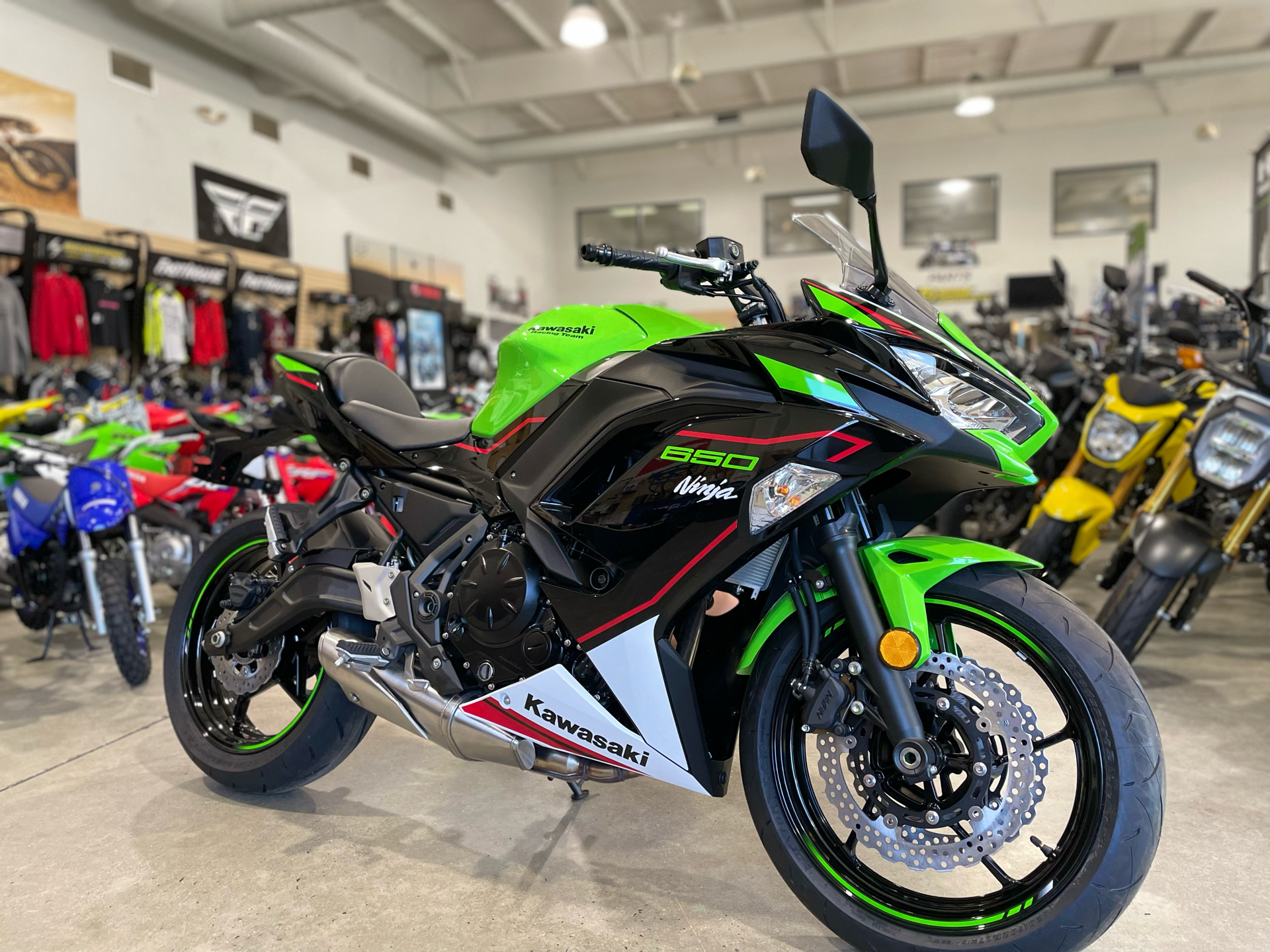 2022 Kawasaki Ninja 650 KRT Edition in Danbury, Connecticut - Photo 1