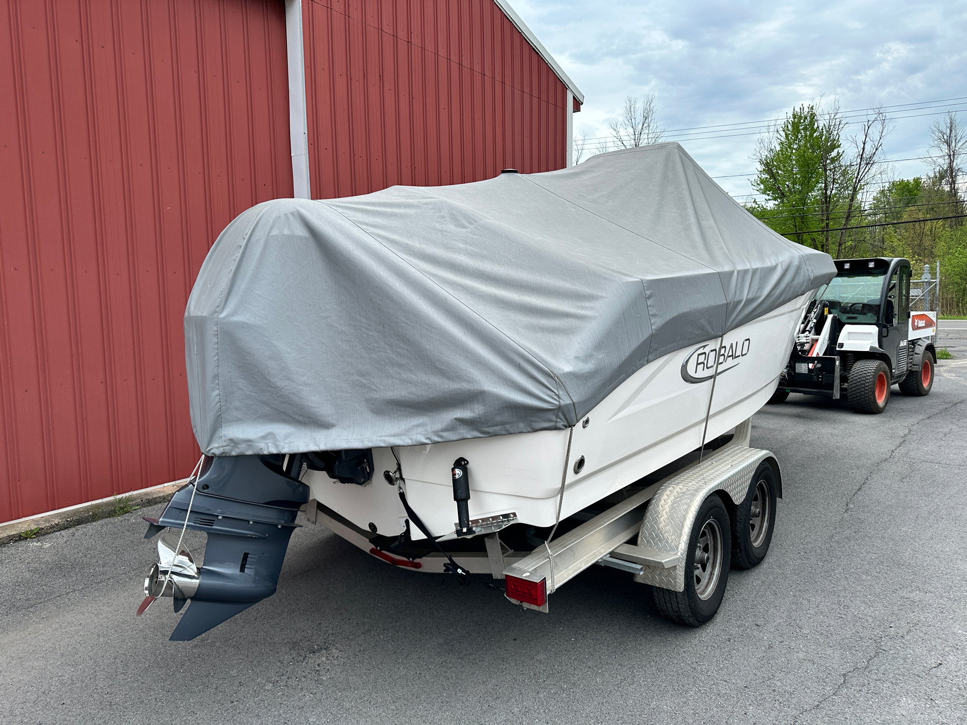 2020 Robalo R200 Center Console in Bridgeport, New York - Photo 2