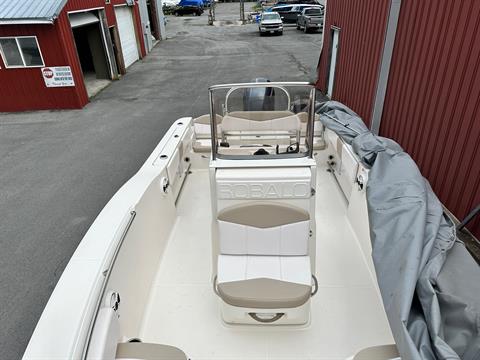 2020 Robalo R200 Center Console in Bridgeport, New York - Photo 8