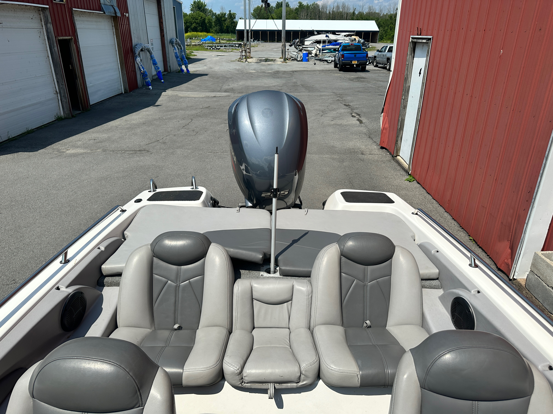 2010 Skeeter SL 210 in Bridgeport, New York - Photo 10