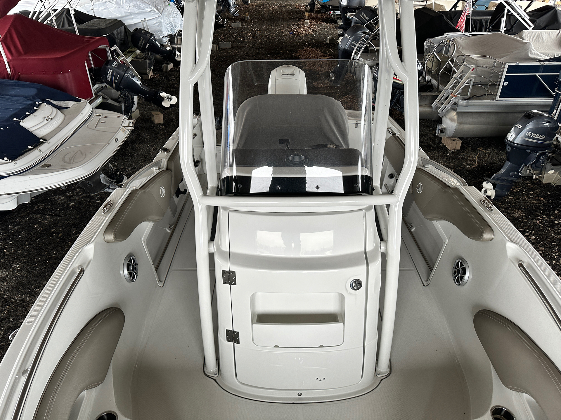 2021 Crownline 200 CC Finseeker in Bridgeport, New York - Photo 12