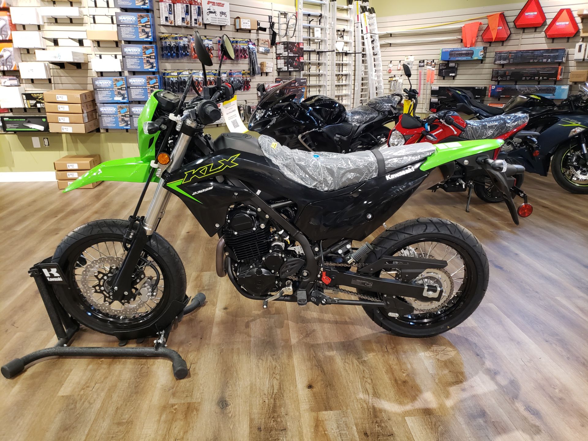 2023 Kawasaki KLX 230SM ABS in Jackson, Missouri - Photo 2