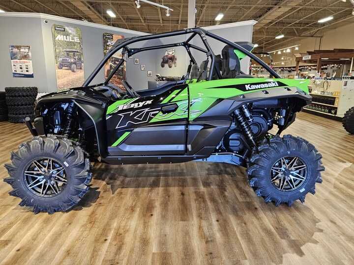 2025 Kawasaki Teryx KRX 1000 Lifted Edition in Jackson, Missouri - Photo 2