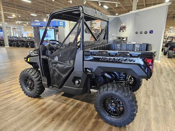 2025 Polaris Ranger XP 1000 Premium in Jackson, Missouri - Photo 3