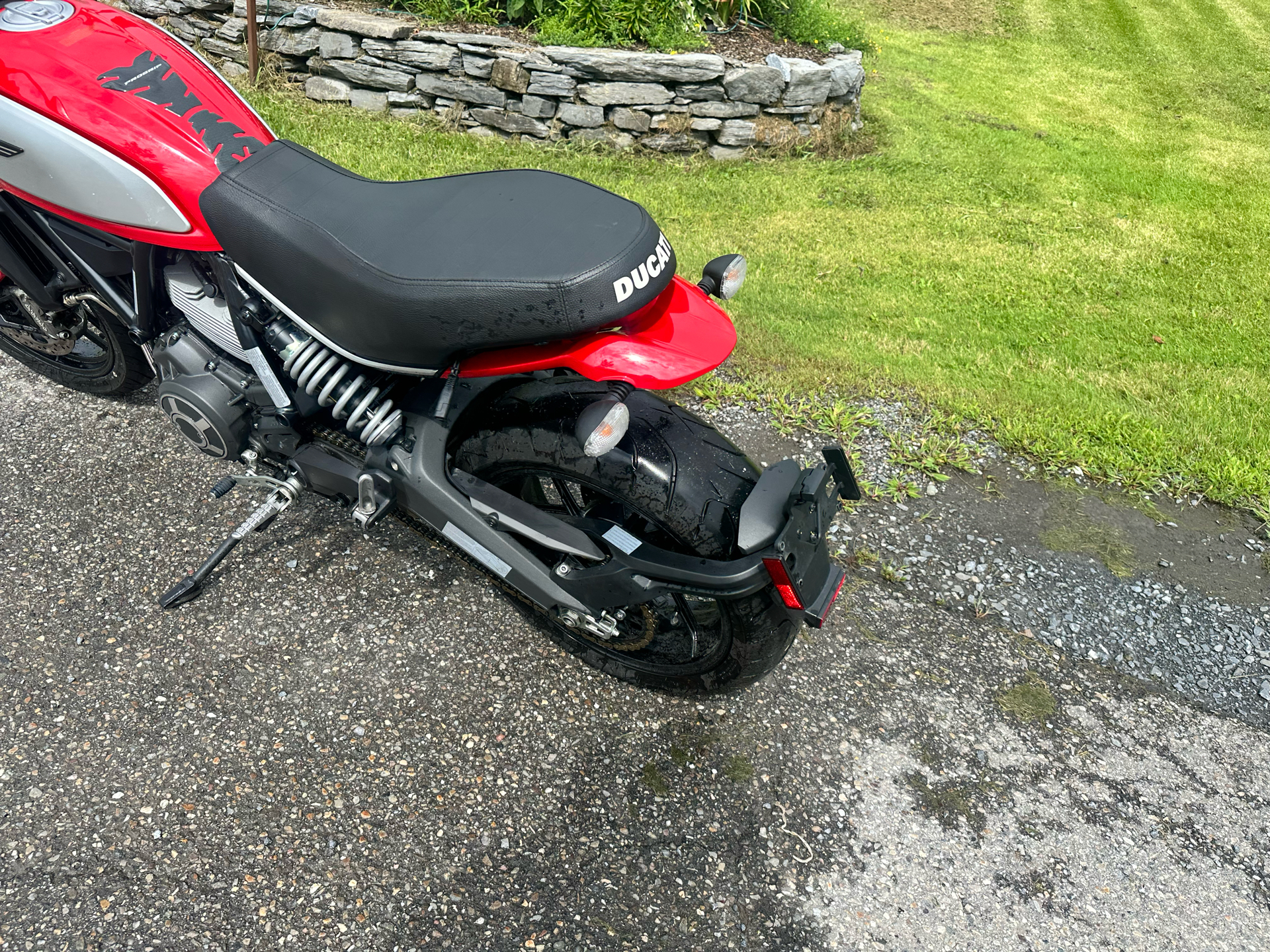 2018 Ducati Scrambler Icon in New Haven, Vermont - Photo 3