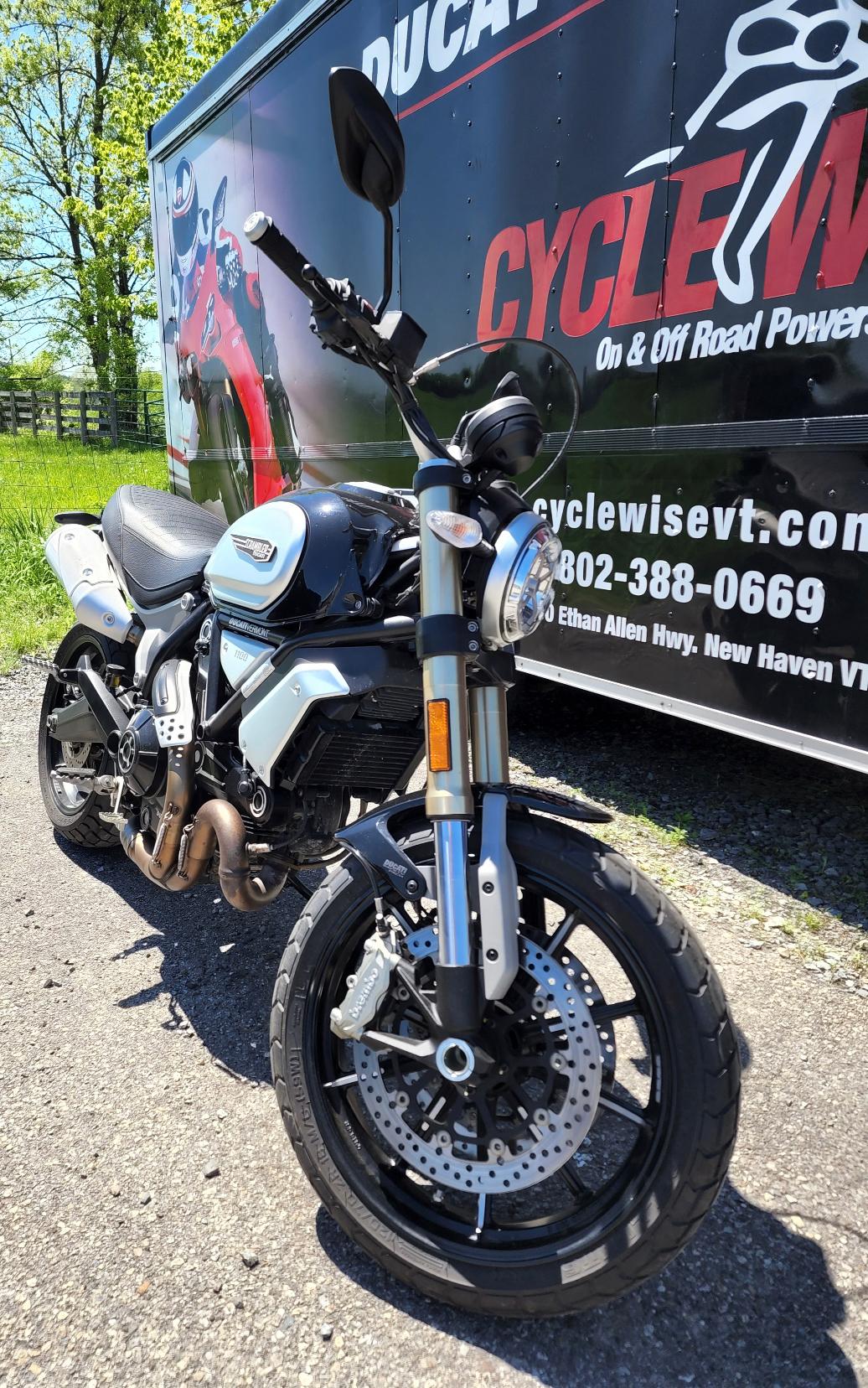 2018 Ducati Scrambler 1100 in New Haven, Vermont - Photo 4