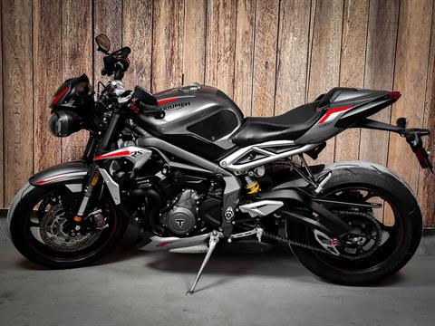 2021 Triumph Street Triple RS in New Haven, Vermont - Photo 2
