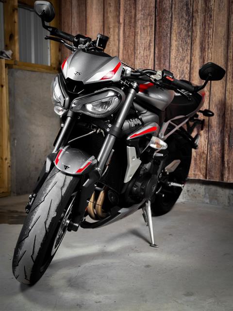 2021 Triumph Street Triple RS in New Haven, Vermont - Photo 7