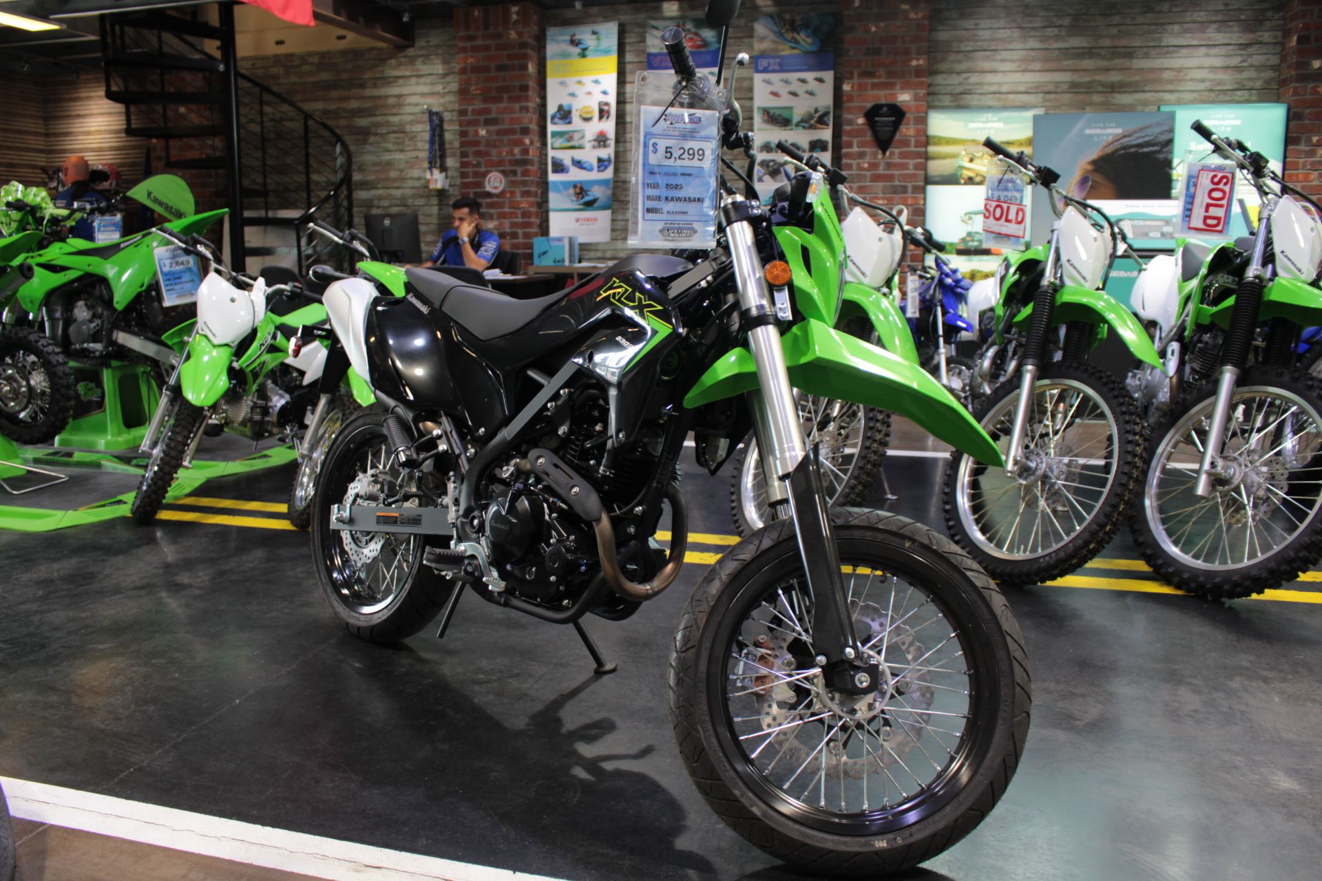 Kawasaki KLX 230SM Image