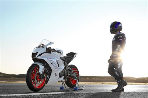 2023 Yamaha YZF-R7 in Clearwater, Florida - Photo 14