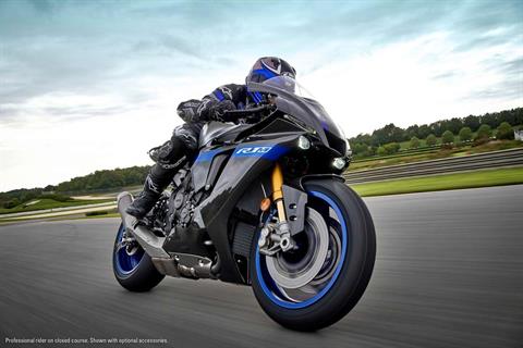 2023 Yamaha YZF-R1M in Clearwater, Florida - Photo 8