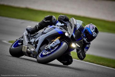 2023 Yamaha YZF-R1M in Clearwater, Florida - Photo 9