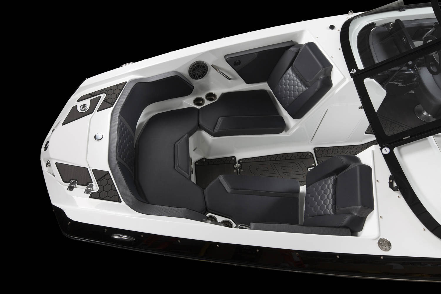 2022 Scarab 255 ID in Clearwater, Florida - Photo 10