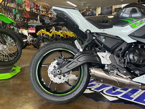 2022 Kawasaki Ninja 650 ABS in Clearwater, Florida - Photo 7