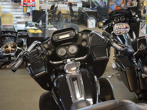 2012 Harley-Davidson Road Glide® Ultra in Clearwater, Florida - Photo 15
