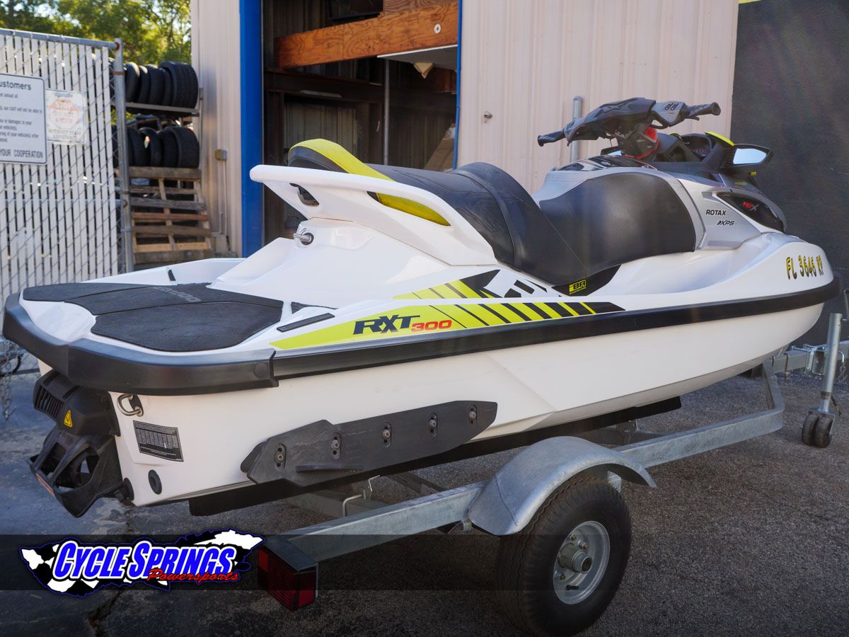 2017 Sea-Doo RXT-X 300 in Clearwater, Florida - Photo 10