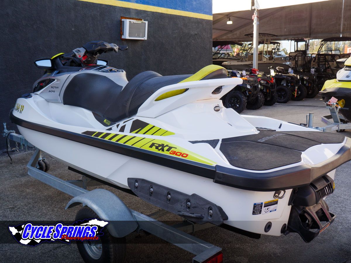 2017 Sea-Doo RXT-X 300 in Clearwater, Florida - Photo 9