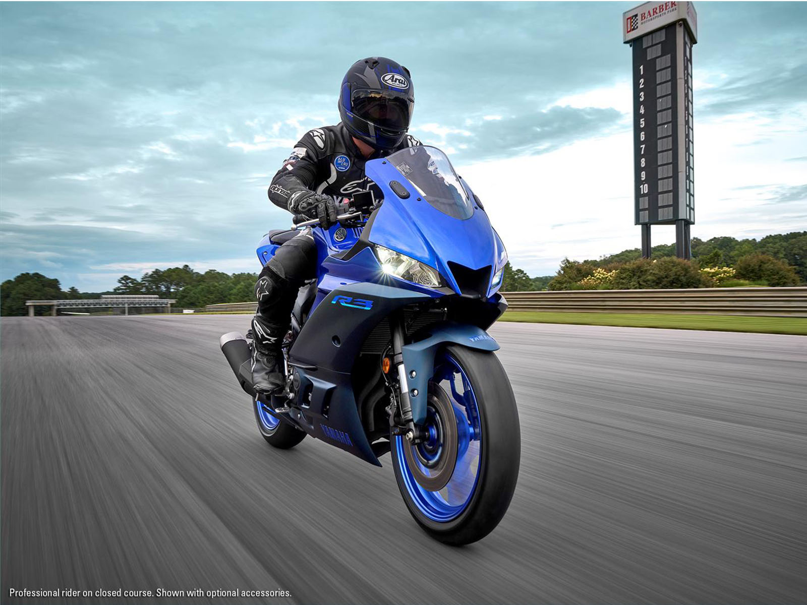 2022 Yamaha YZF-R3 ABS in Clearwater, Florida - Photo 12