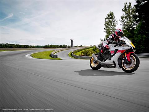 2022 Yamaha YZF-R1 World GP 60th Anniversary Edition in Clearwater, Florida - Photo 15