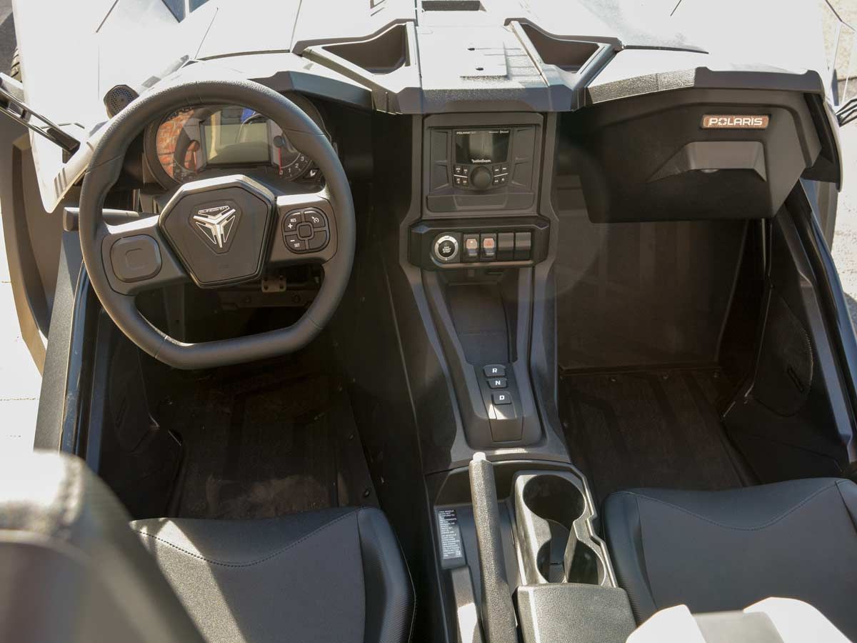 2022 Slingshot Slingshot S w/ Technology Package 1 AutoDrive in Clearwater, Florida - Photo 17