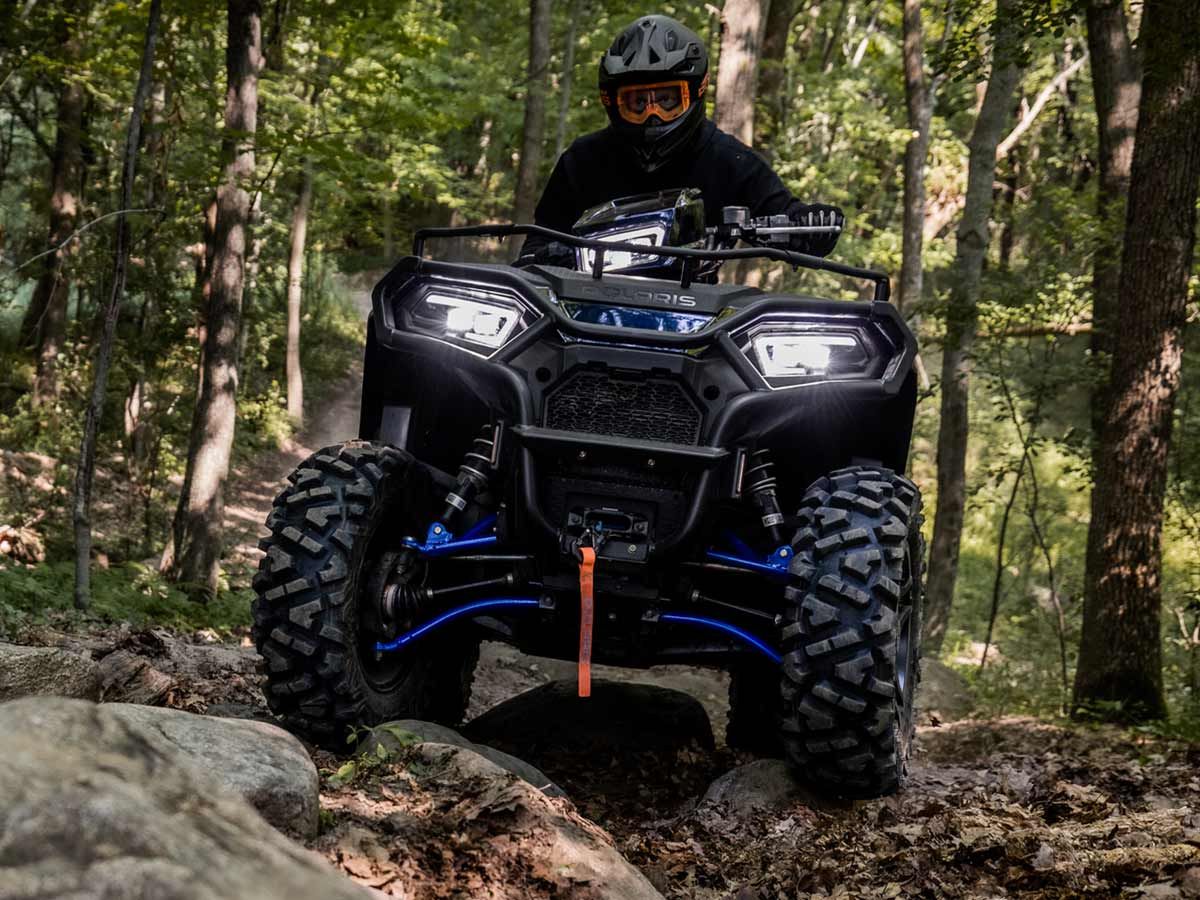 2022 Polaris Sportsman 570 Ride Command Edition in Clearwater, Florida - Photo 2