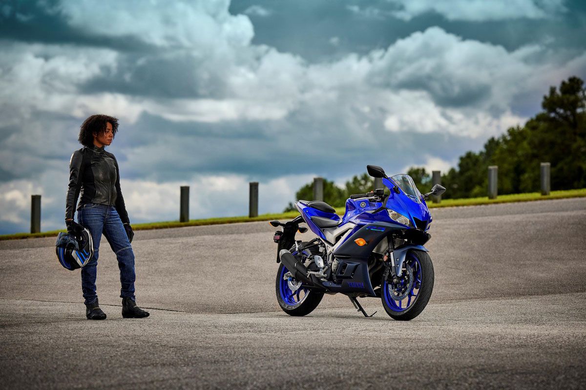 2023 Yamaha YZF-R3 in Clearwater, Florida - Photo 10