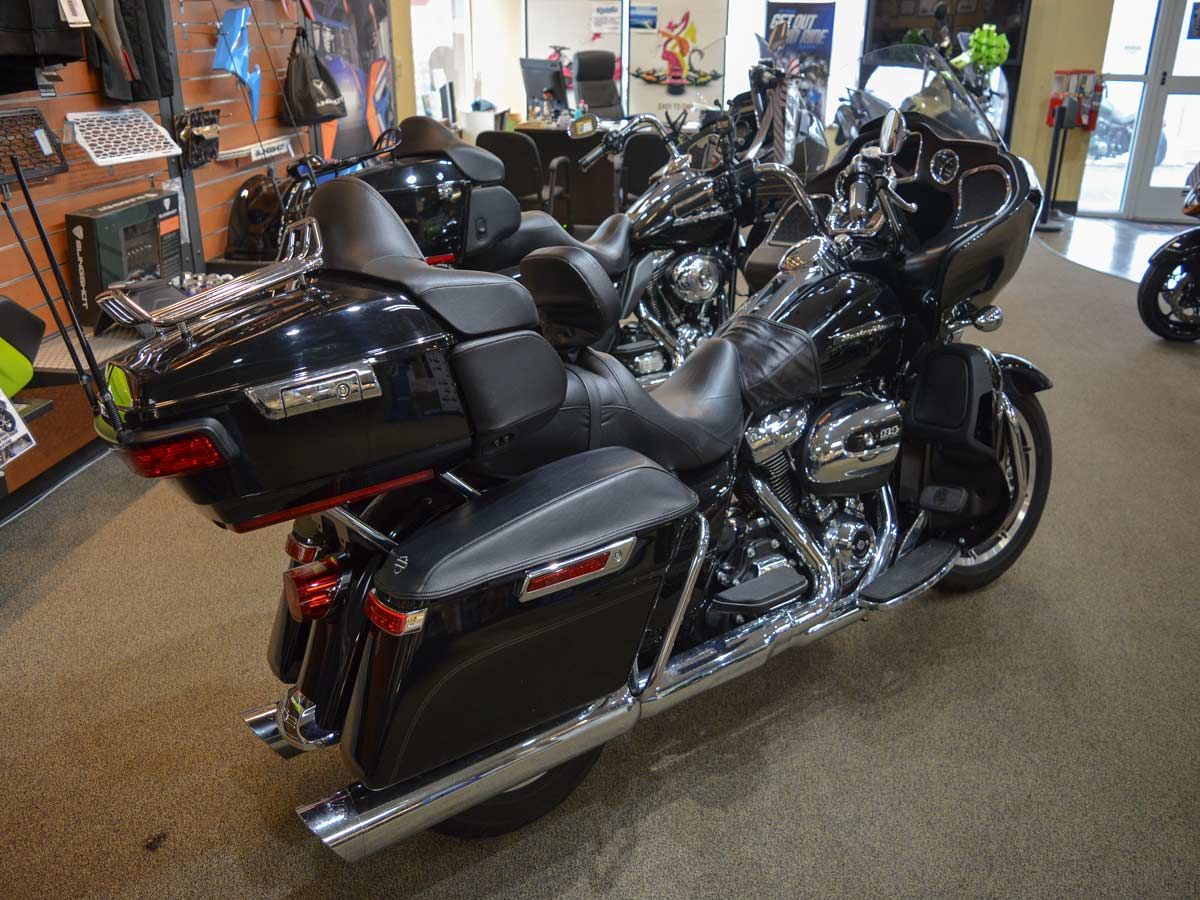 2019 Harley-Davidson Road Glide® Ultra in Clearwater, Florida - Photo 10