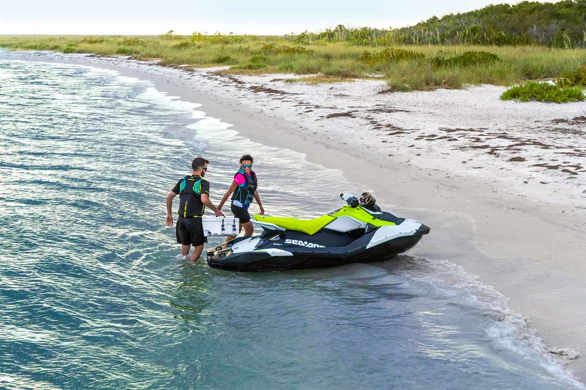 2023 Sea-Doo Spark 2up 90 hp iBR Convenience Package in Clearwater, Florida - Photo 4