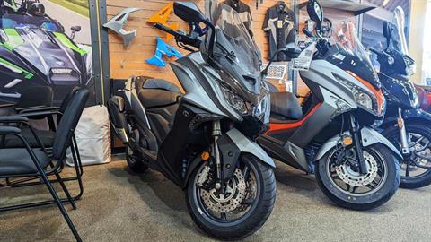 2022 Kymco AK 550i ABS in Clearwater, Florida - Photo 2