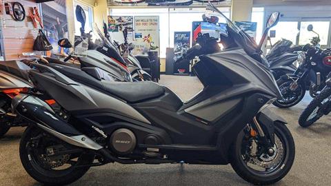 2022 Kymco AK 550i ABS in Clearwater, Florida - Photo 4