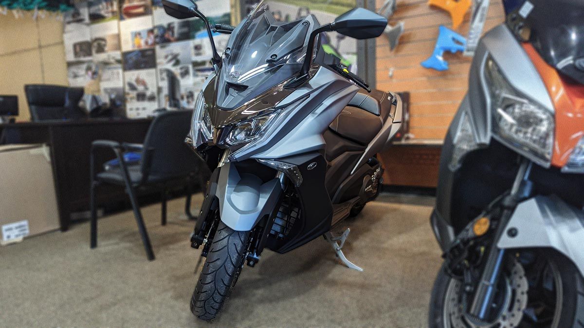 2022 Kymco AK 550i ABS in Clearwater, Florida - Photo 1