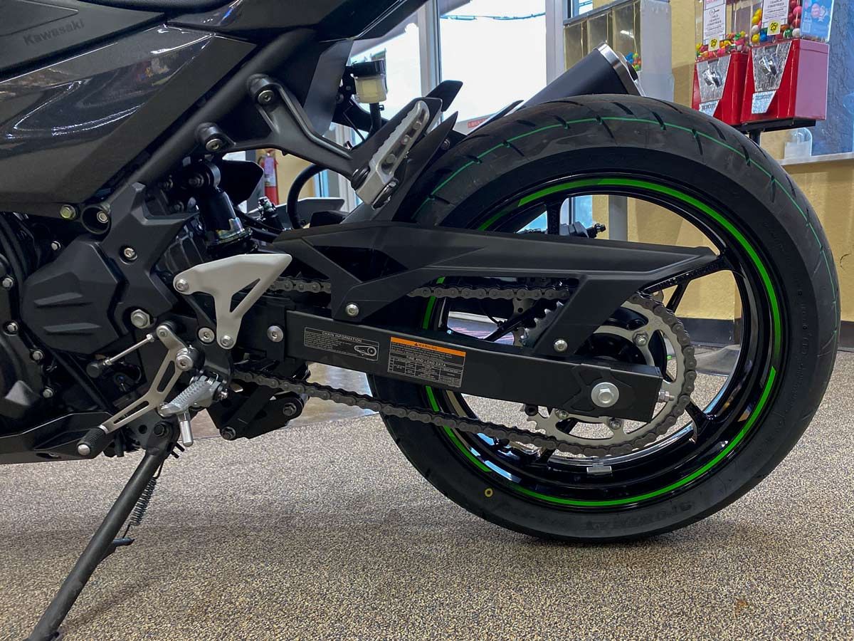 2022 Kawasaki Ninja 400 ABS in Clearwater, Florida - Photo 5