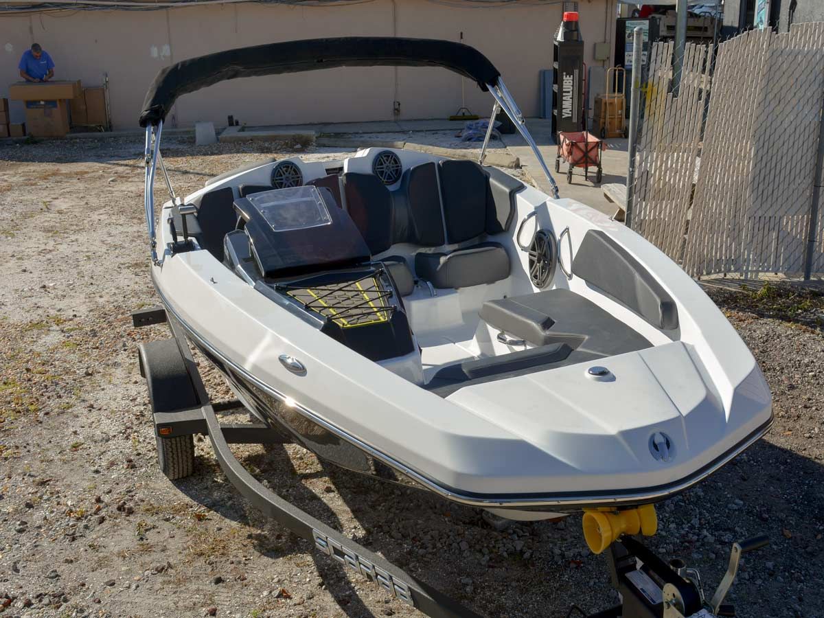 2022 Scarab 165 ID in Clearwater, Florida - Photo 11
