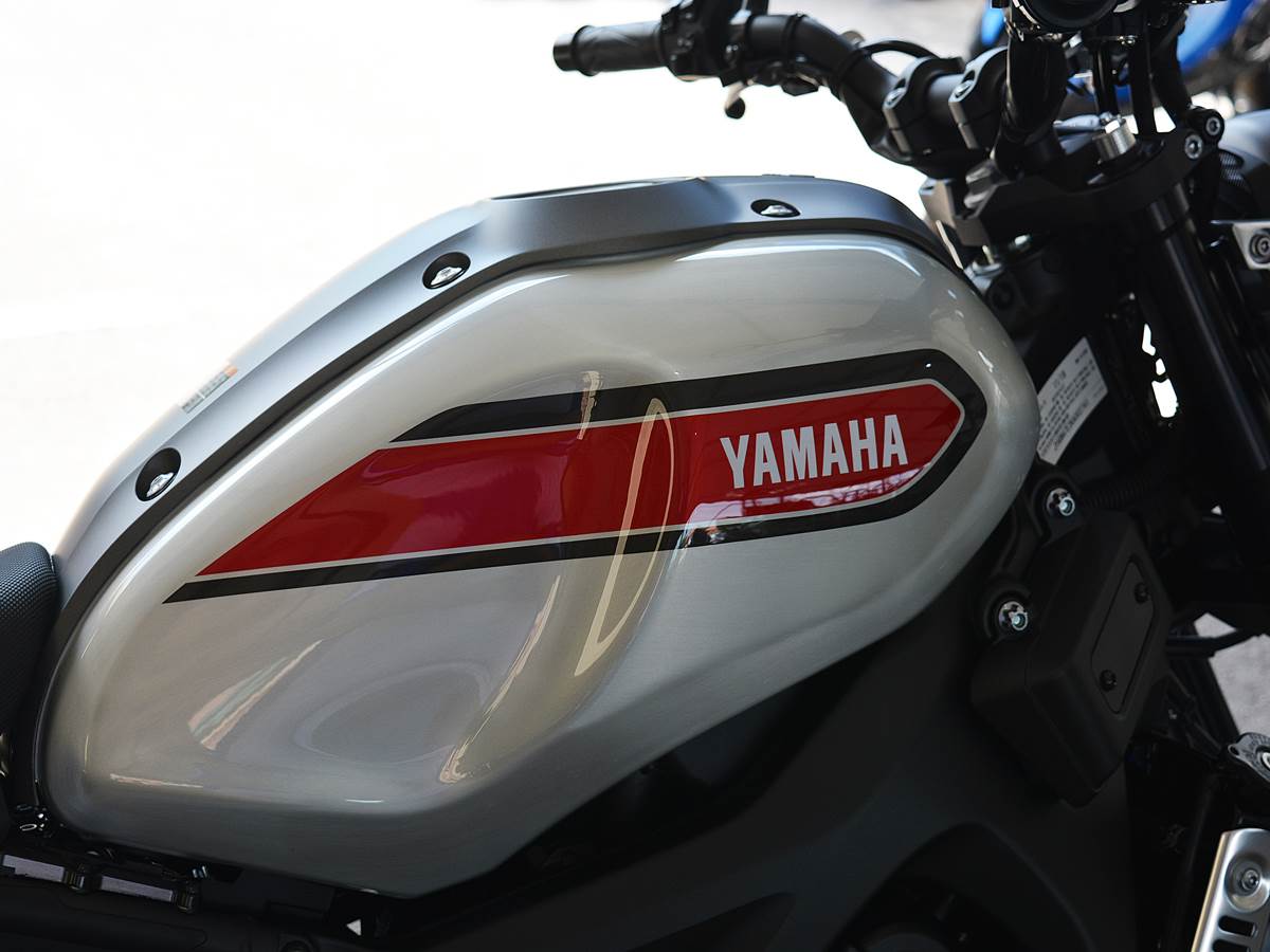2019 Yamaha XSR900 10