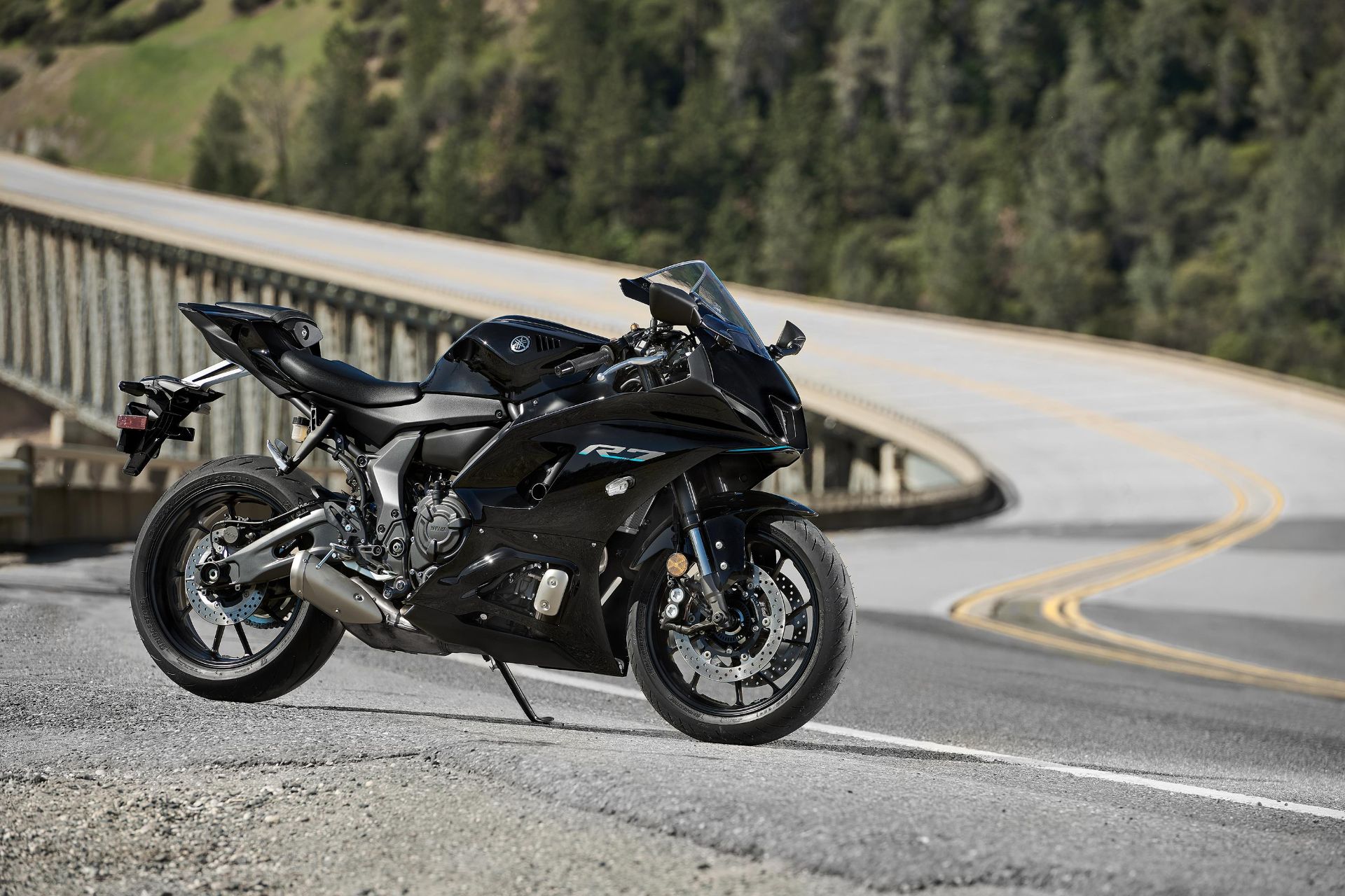 2022 Yamaha YZF-R7 in Clearwater, Florida - Photo 9