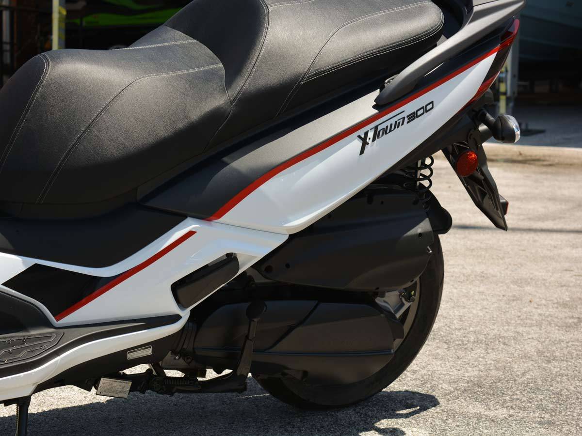 2021 Kymco X-Town 300i ABS in Clearwater, Florida - Photo 14