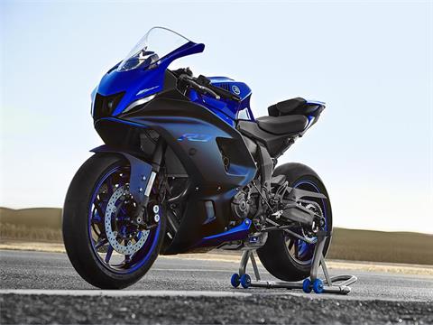 2022 Yamaha YZF-R7 in Clearwater, Florida - Photo 9