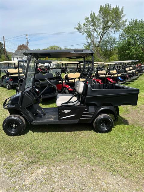 2023 Cushman Hauler 1200 EFI Gas in Binghamton, New York - Photo 2