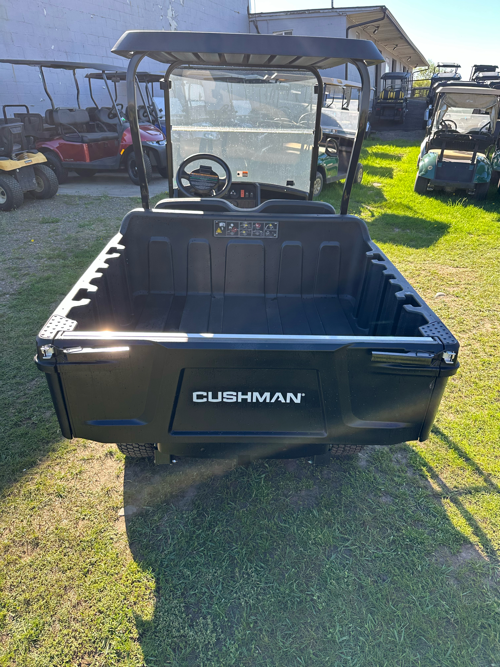 2023 Cushman Hauler 1200 EFI Gas in Binghamton, New York - Photo 4