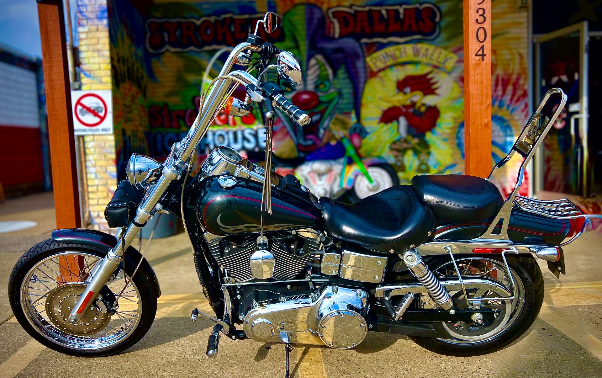 2007 Harley-Davidson Dyna® Wide Glide® in Dallas, Texas - Photo 2