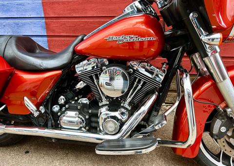 2011 Harley-Davidson Street Glide® in Dallas, Texas - Photo 13